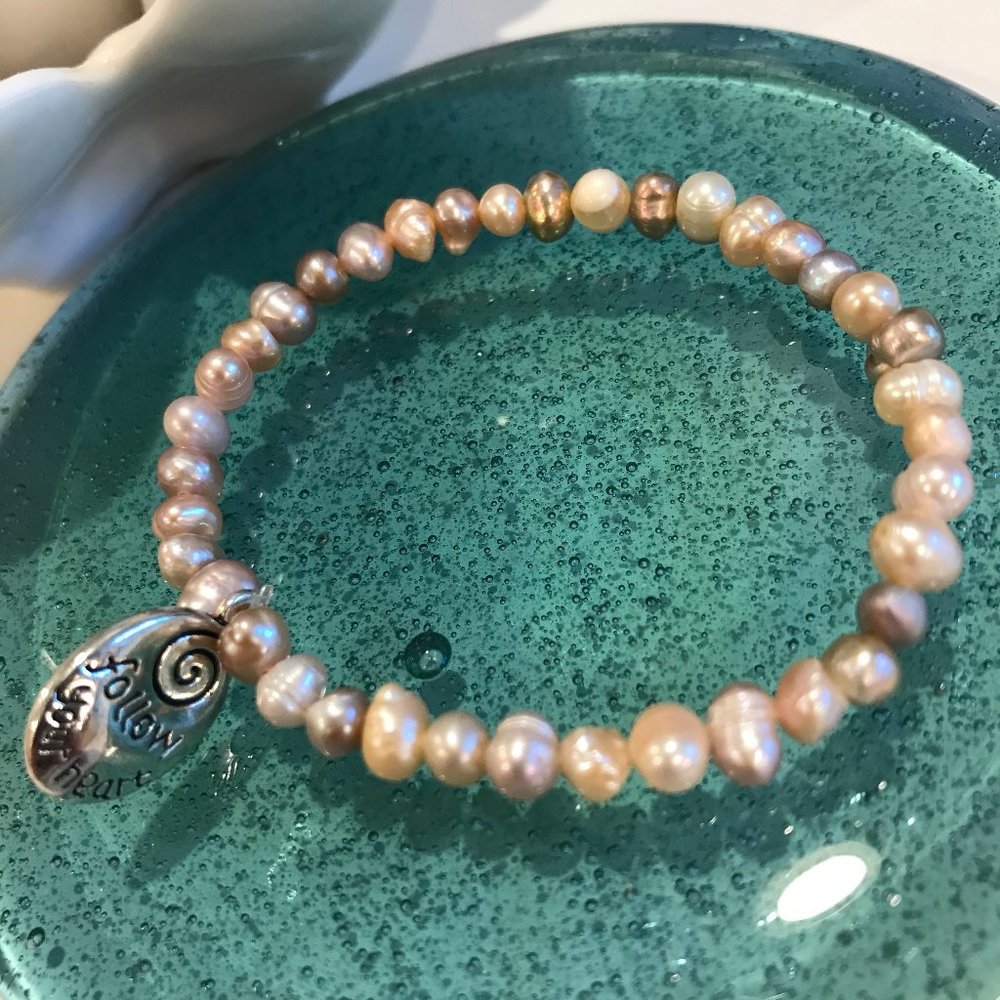 *HANDMADE* Original Pearl Bead Elastic Bracelet